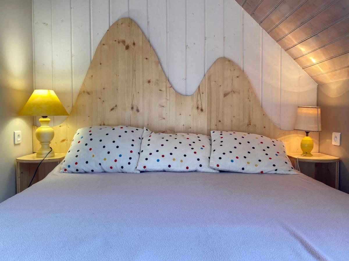 Joli chalet 60m2 proche du centre. parking. balcon Cauterets Esterno foto