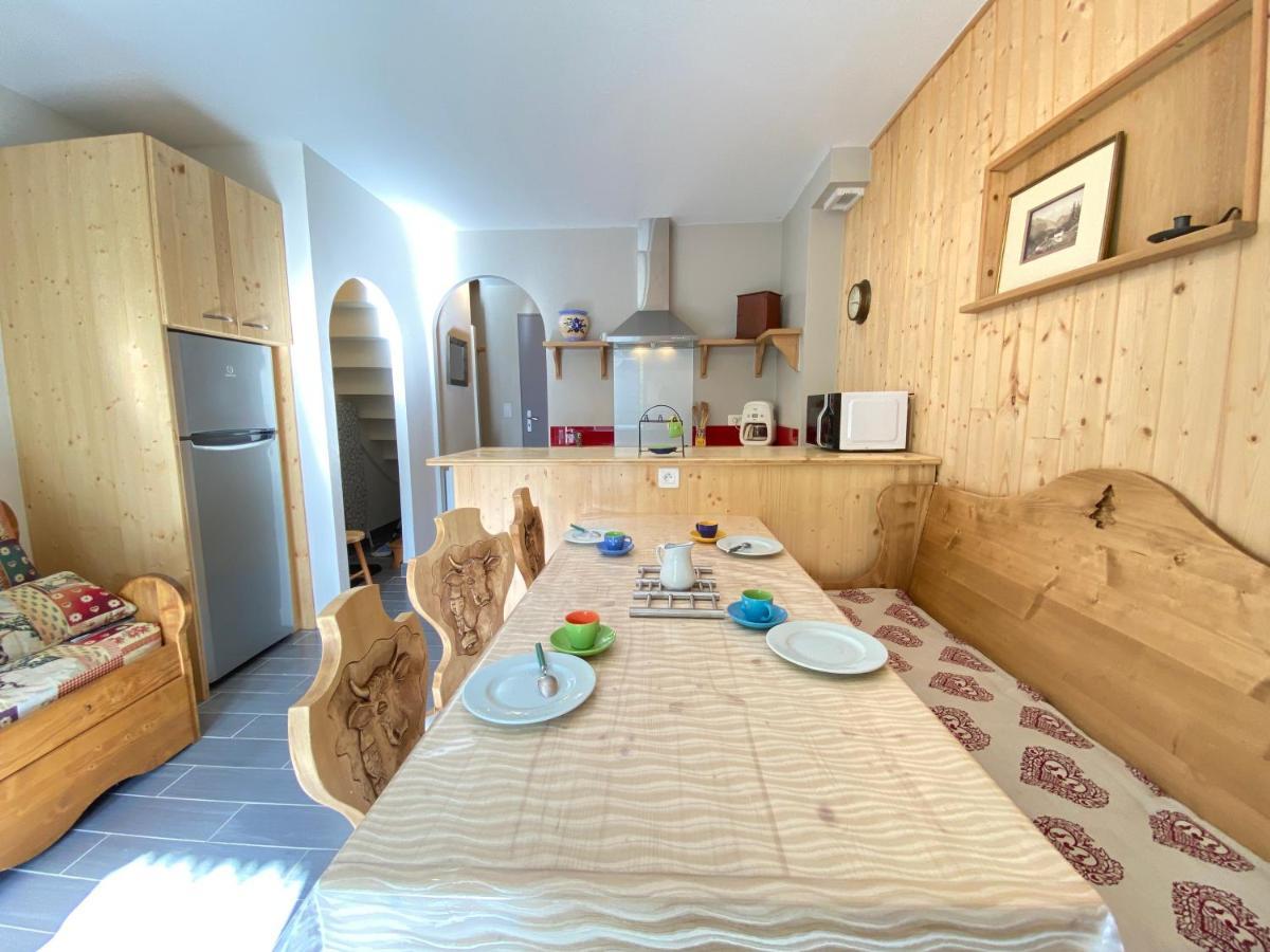 Joli chalet 60m2 proche du centre. parking. balcon Cauterets Esterno foto