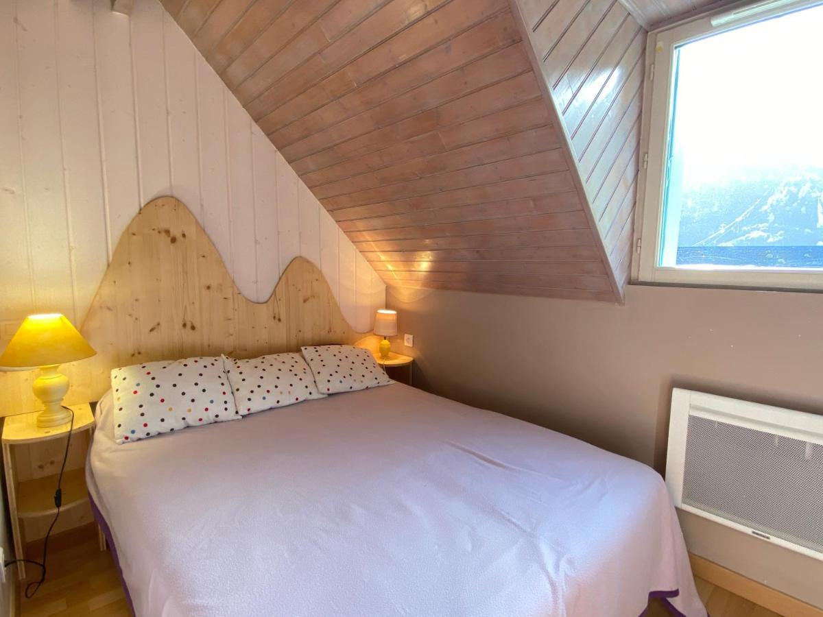 Joli chalet 60m2 proche du centre. parking. balcon Cauterets Esterno foto